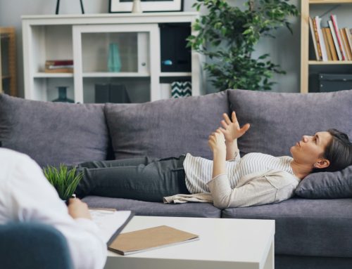 How a Therapist in Colorado Springs Can Help Manage Fall Anxiety
